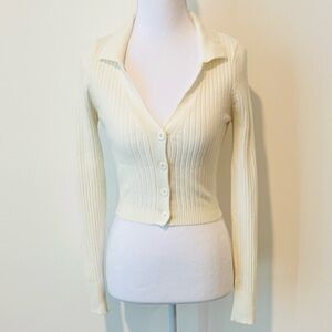 Cream Ribbed Collared Cropped Cardigan 🤍